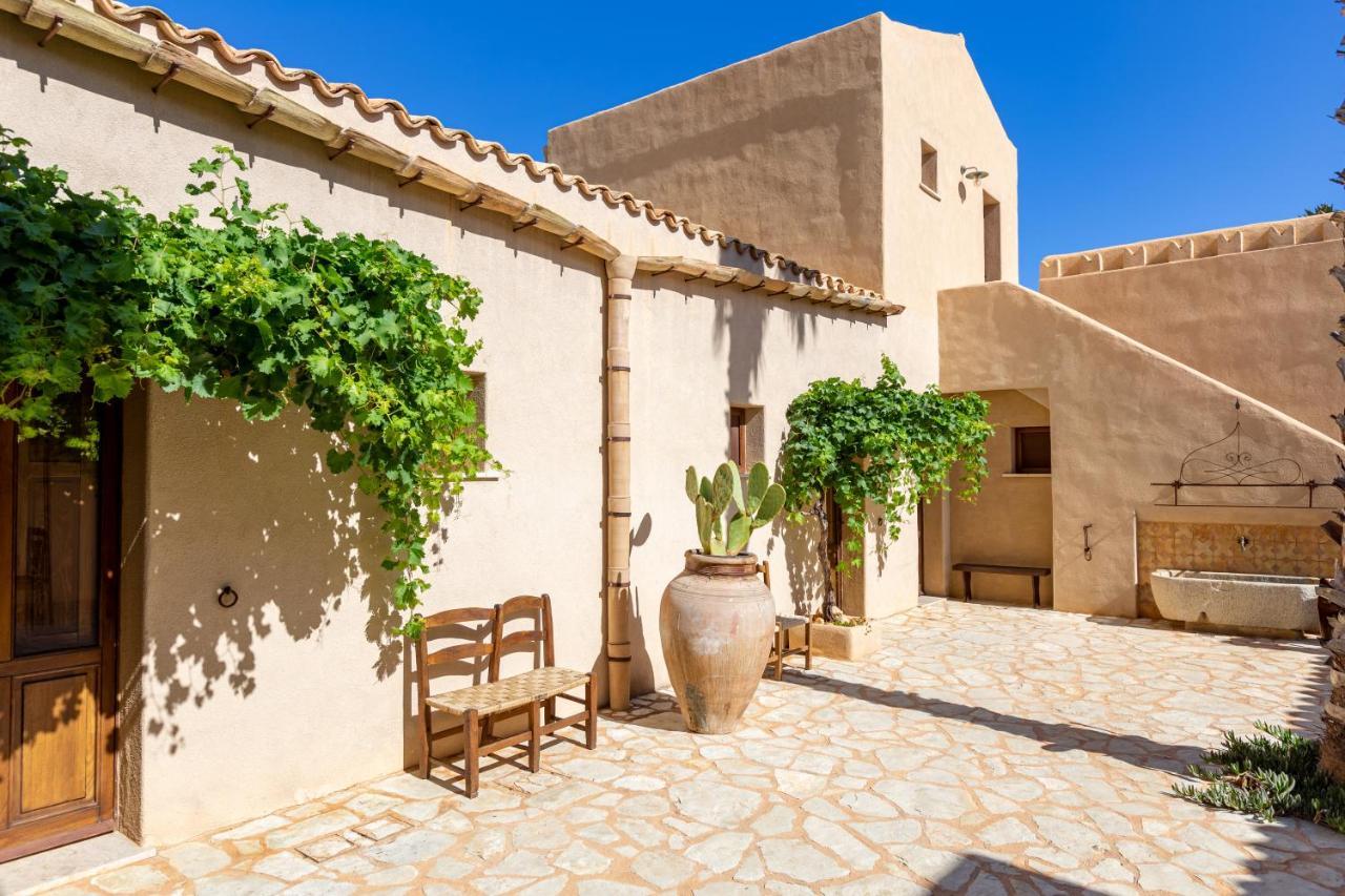 Baglio Giammaccaro Bed & Breakfast Castelluzzo Ngoại thất bức ảnh